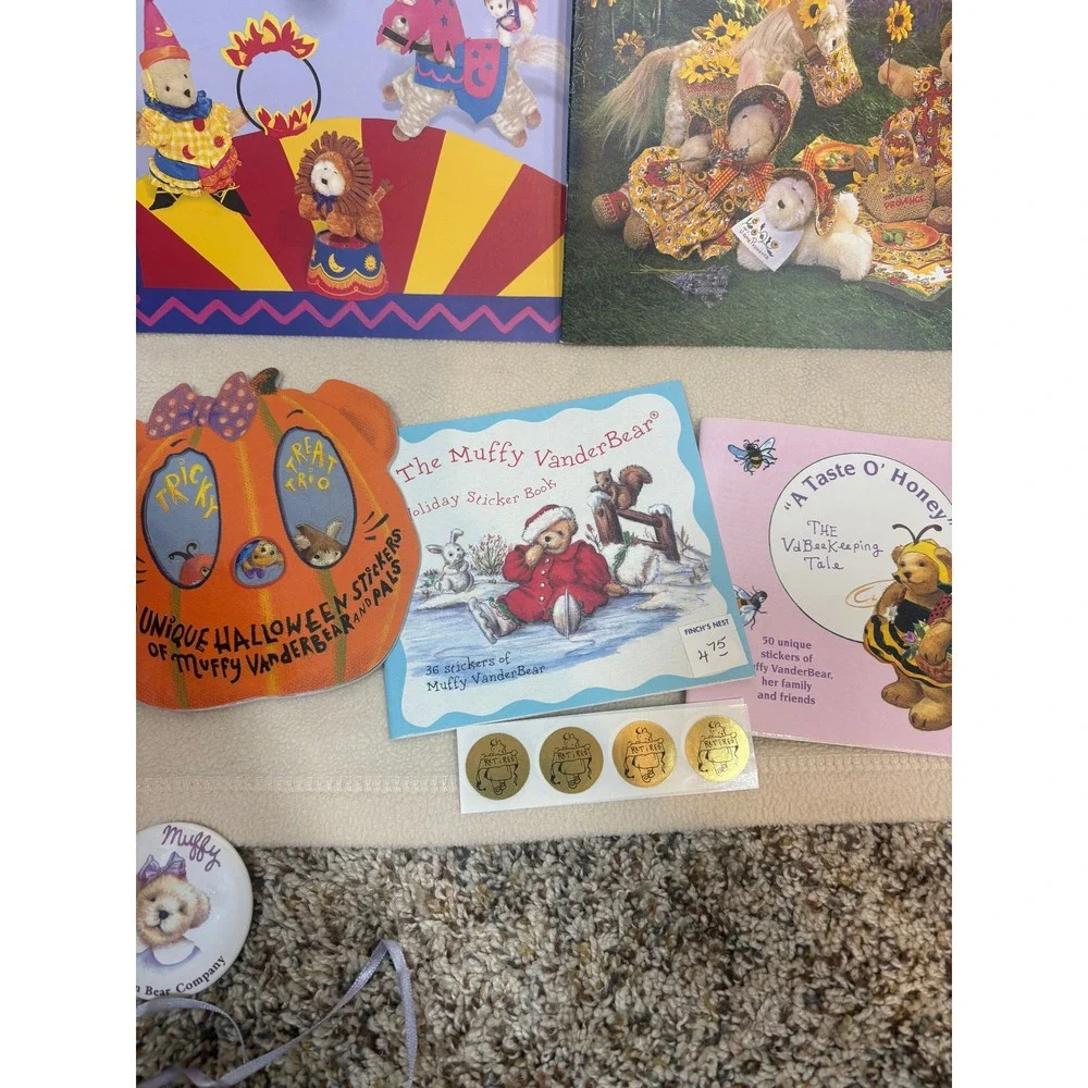 Vtg Muffy VanderBear Lot 80s/90s NABCO Bear Clothing Accessories‎ Books Stickers